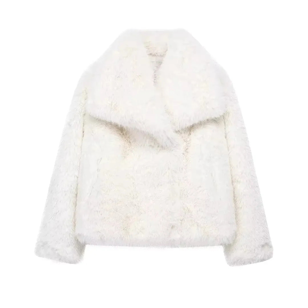 Esmeralda | Premium Faux Fur Coat